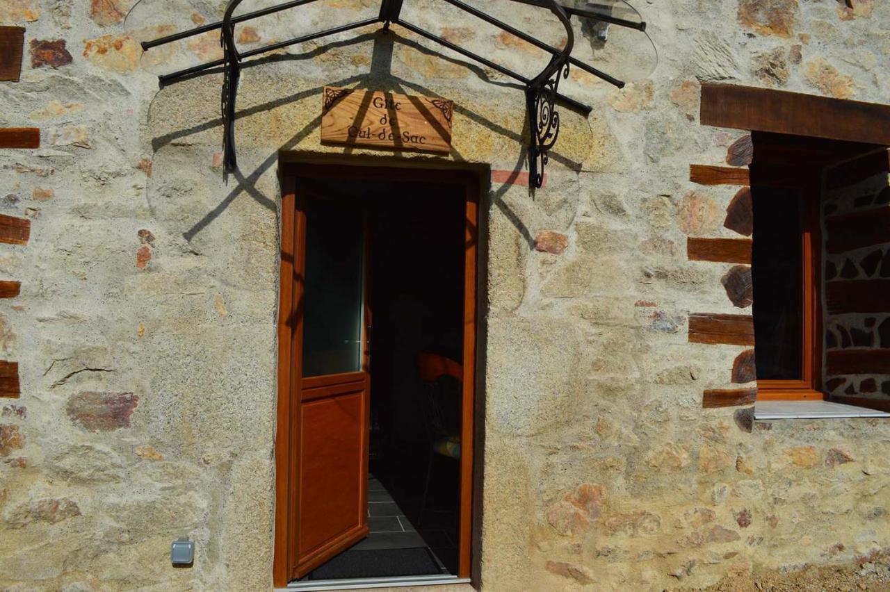 Chateldon Domaine Des Terres Du Milieu / Gite De Cul De Sac المظهر الخارجي الصورة